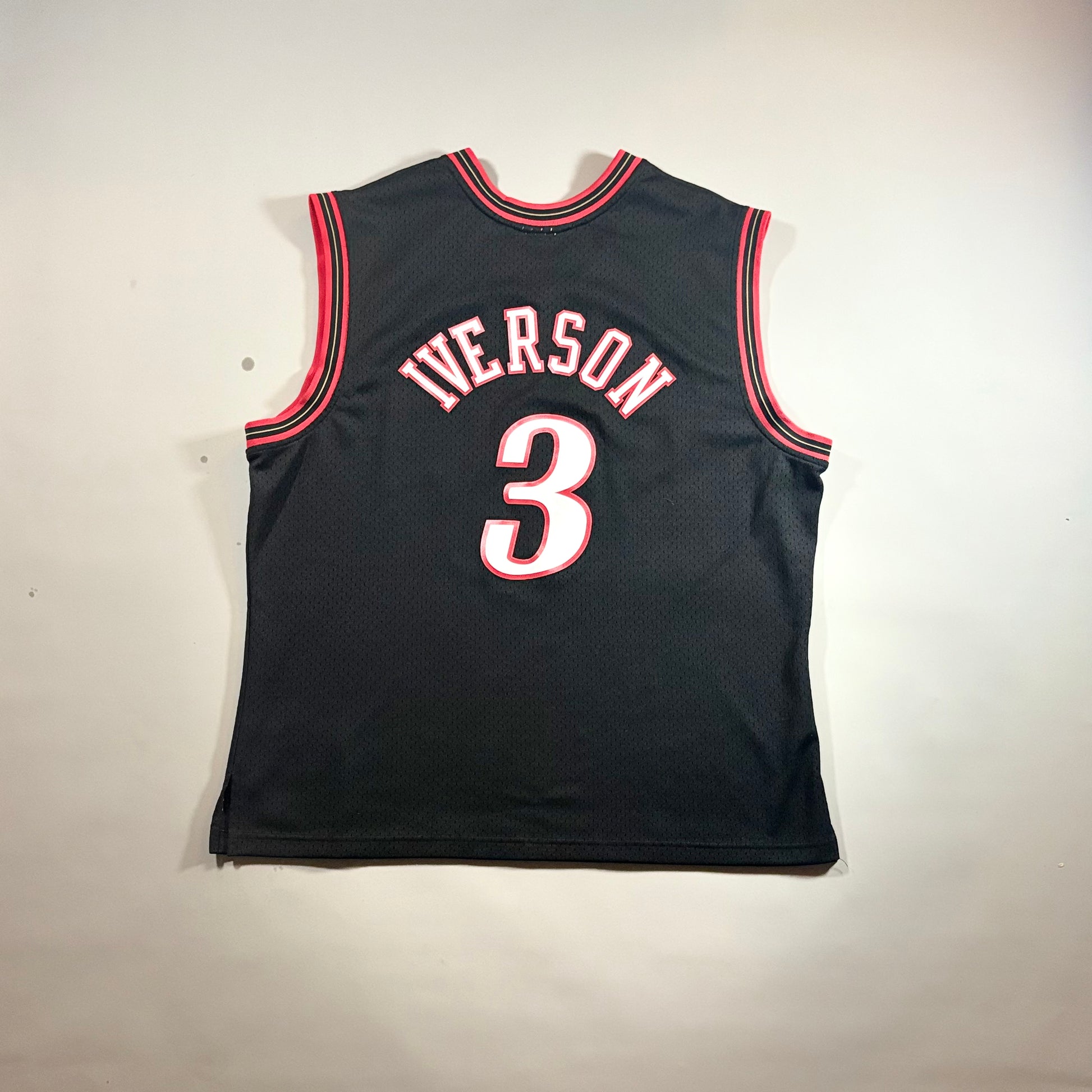 Mitchell & Ness 76ers Allen Iverson Hardwood Classics Jersey 2XL